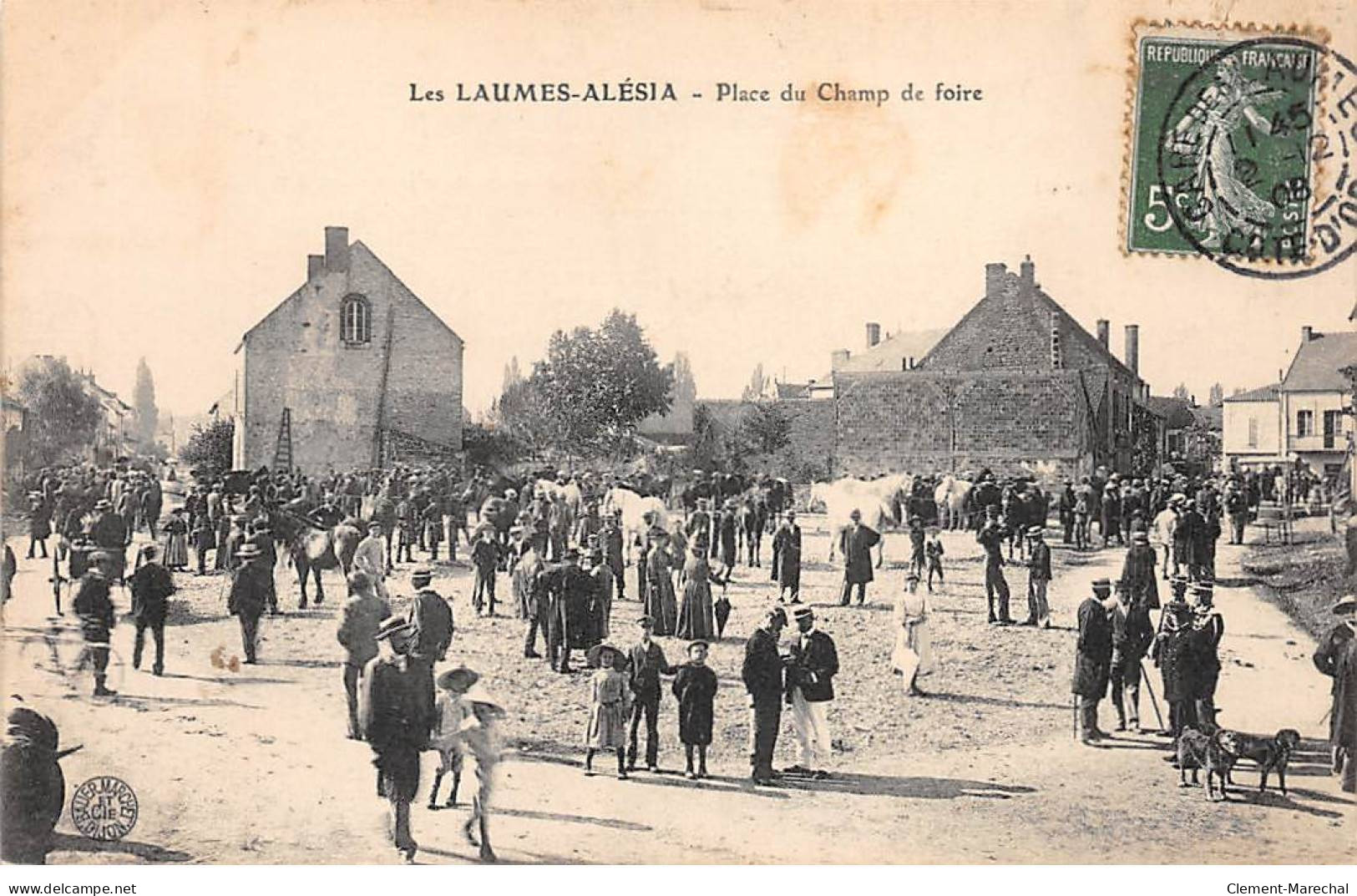 LES LAUMES ALESIA - Place Du Champ De Foire - Très Bon état - Sonstige & Ohne Zuordnung