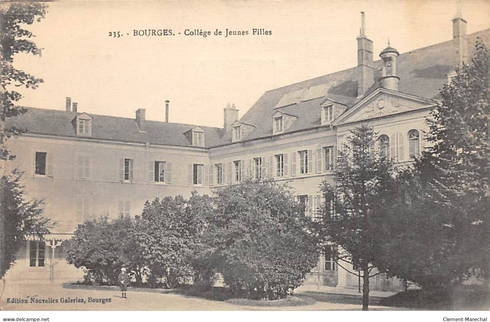BOURGES - Collège De Jeunes Filles - Très Bon état - Bourges