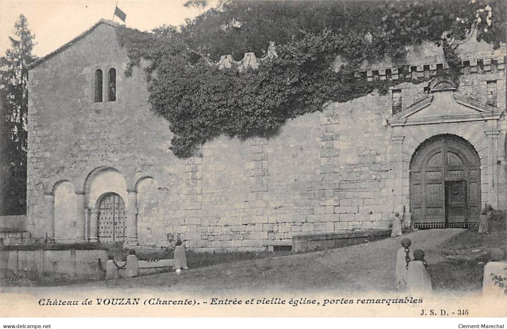 Château De VOUZAN - Entrée De La Vieille Eglise - Très Bon état - Autres & Non Classés