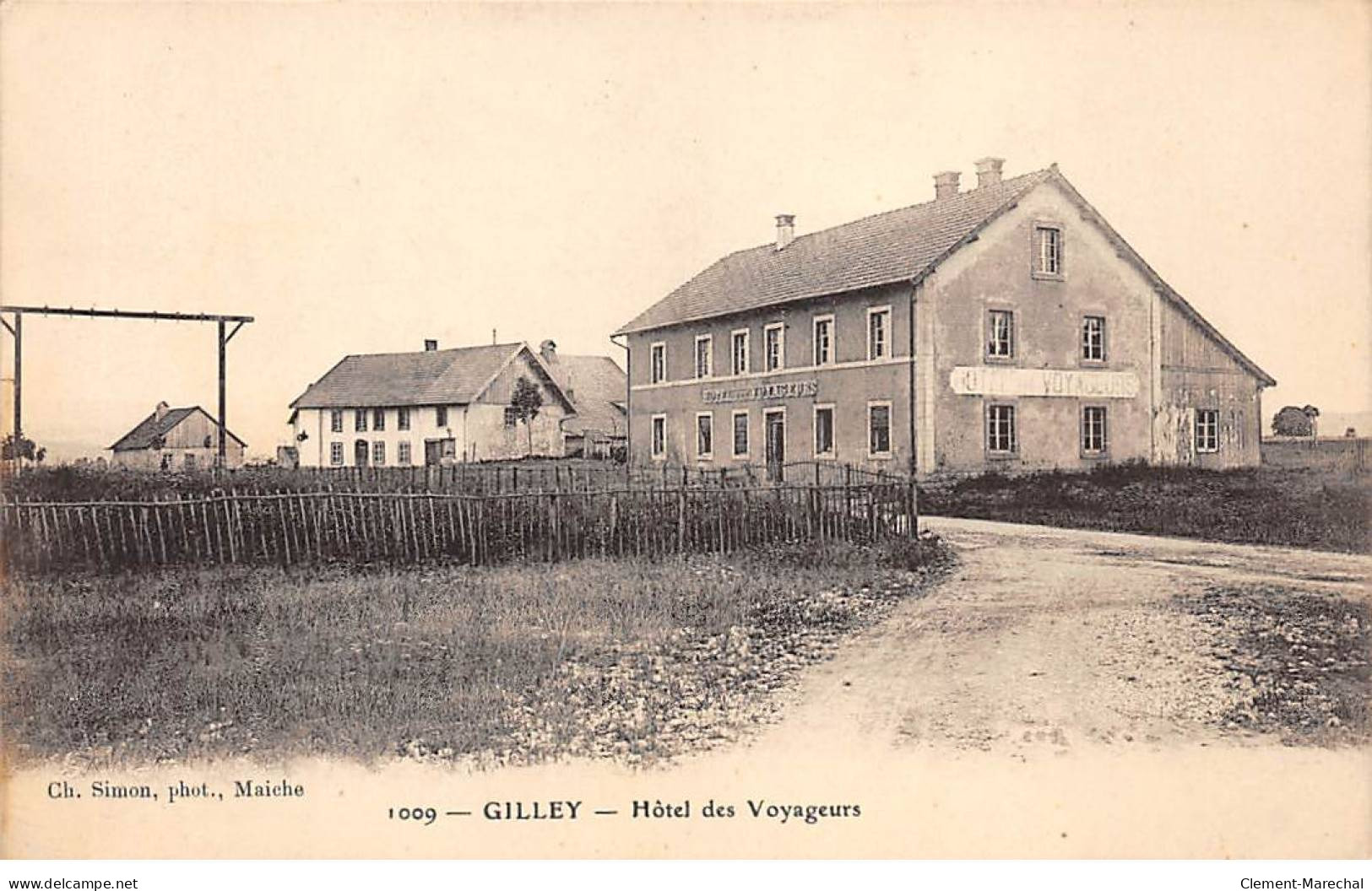 GILLEY - Hôtel Des Voyageurs - Très Bon état - Sonstige & Ohne Zuordnung