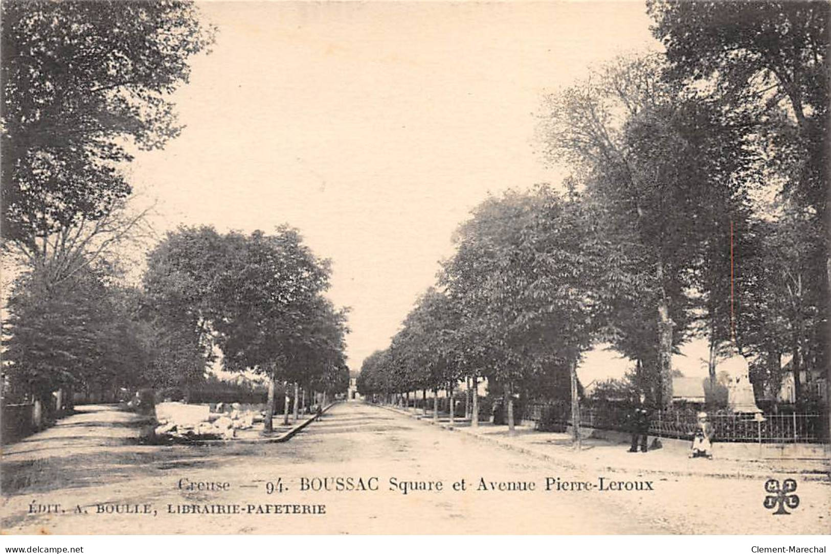 BOUSSAC - Square Et Avenue Pierre Leroux - Très Bon état - Boussac