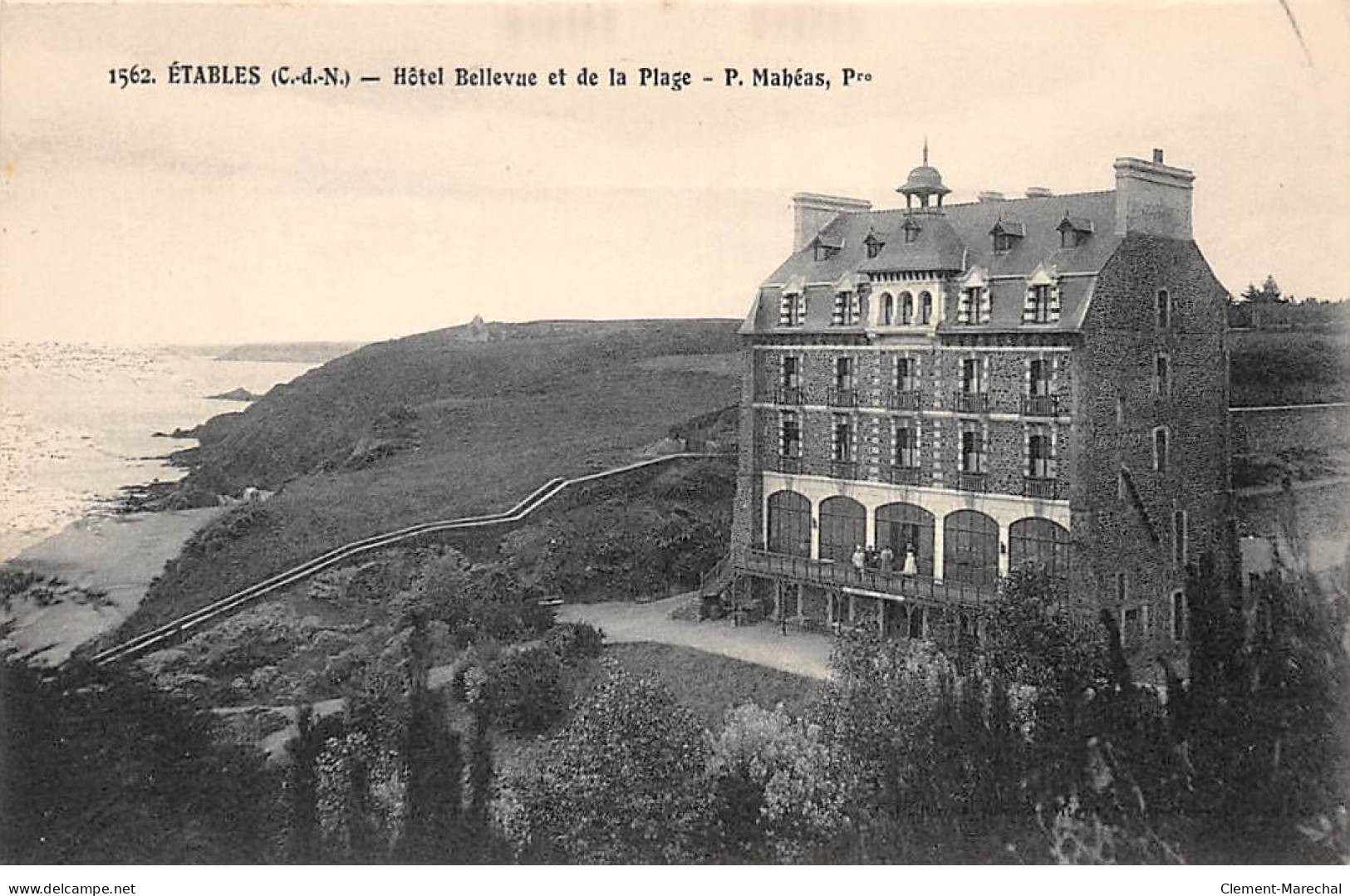 ETABLES - Hôtel Bellevue Et De La Plage - Très Bon état - Etables-sur-Mer