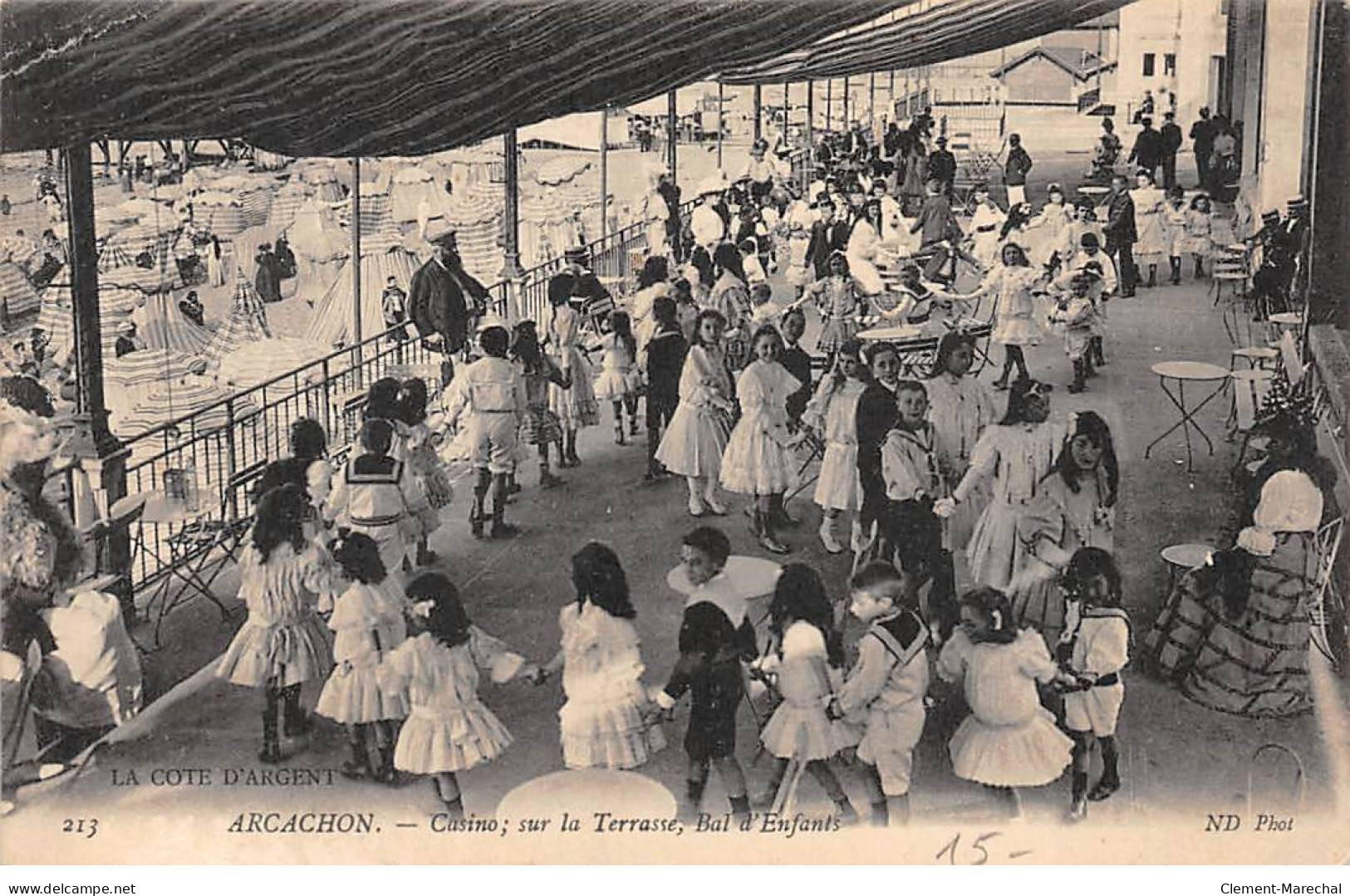 ARCACHON - Casino - Sur La Terrasse - Bal D'Enfants - Très Bon état - Arcachon