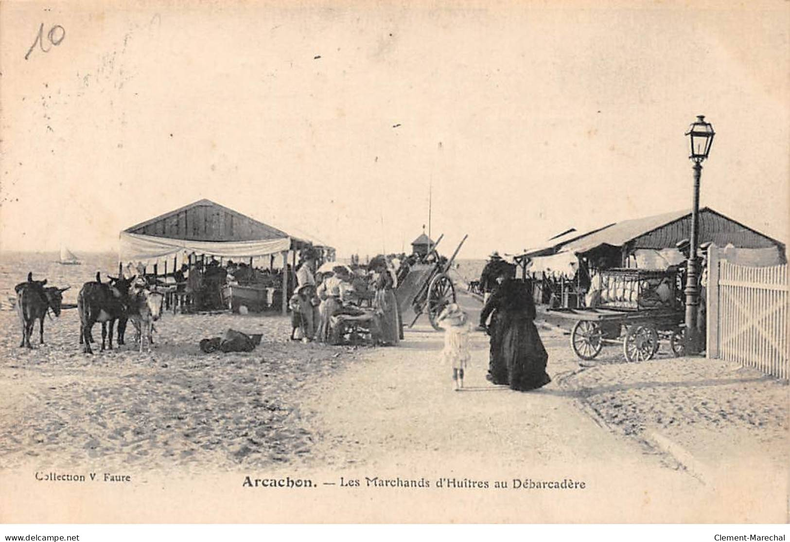 ARCACHON - Les Marchands D'Huîtres Au Débarcadère - Très Bon état - Arcachon