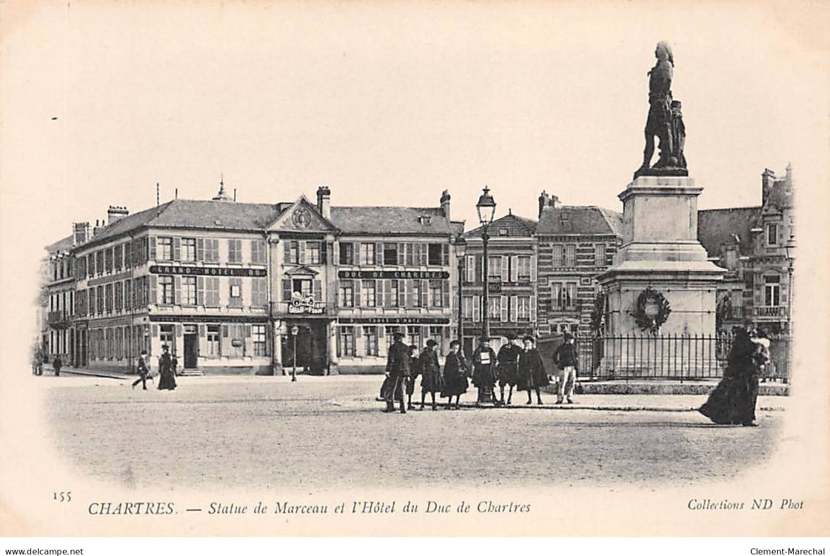 CHARTRES - Statue De Marceau Et L'Hôtel Du Duc De Chartres - Très Bon état - Chartres