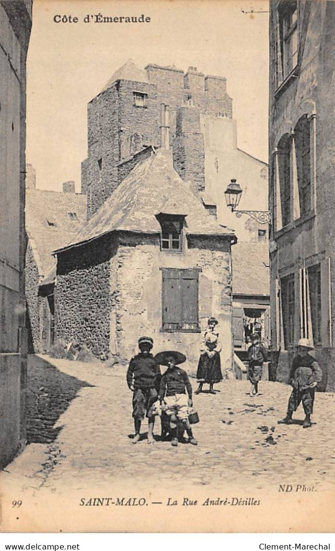 SAINT MALO - La Rue André Désilles - Très Bon état - Saint Malo