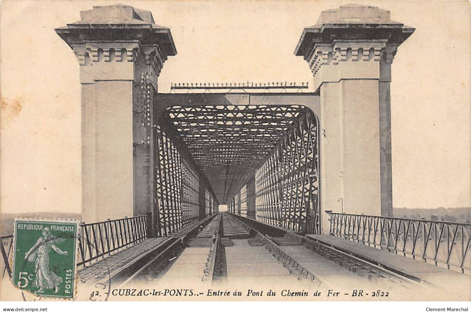 CUBZAC LES PONTS - Entrée Du Pont Du Chemin De Fer - Très Bon état - Cubzac-les-Ponts