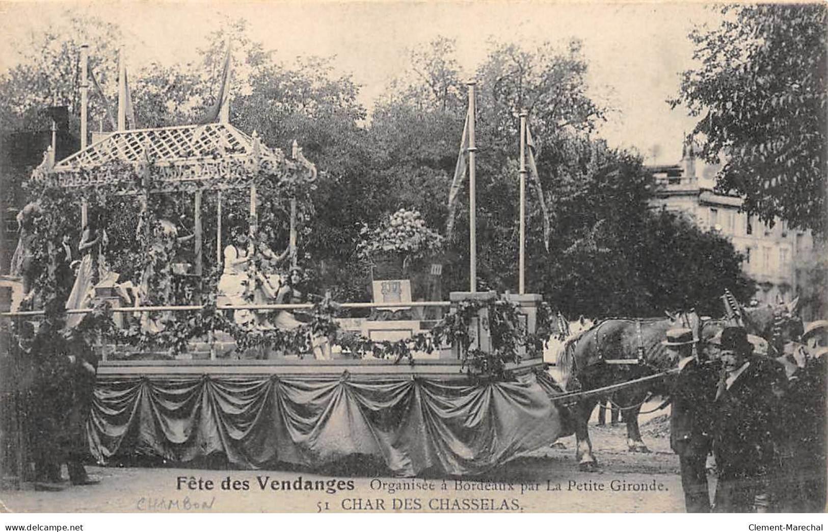 BORDEAUX - Fêtes Des Vendanges Organisée Par La Petite Gironde - Char Des Chasselas - Très Bon état - Bordeaux