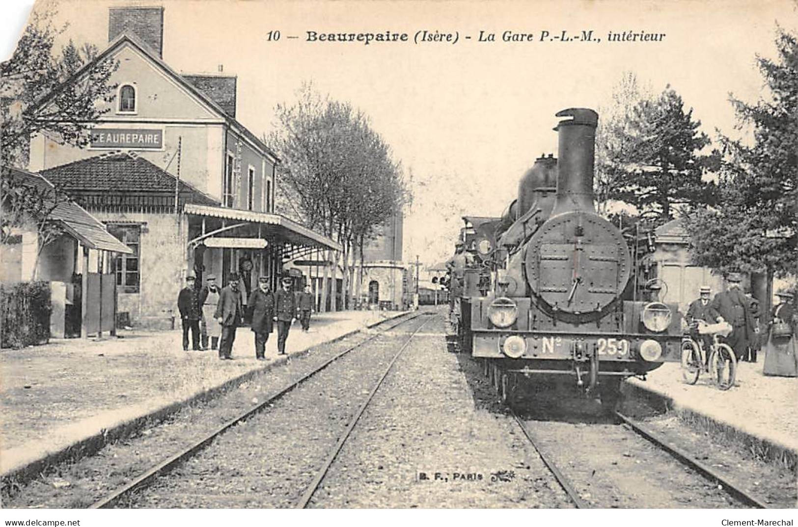 BEAUREPAIRE - La Gare PLM - Intérieur - état - Beaurepaire