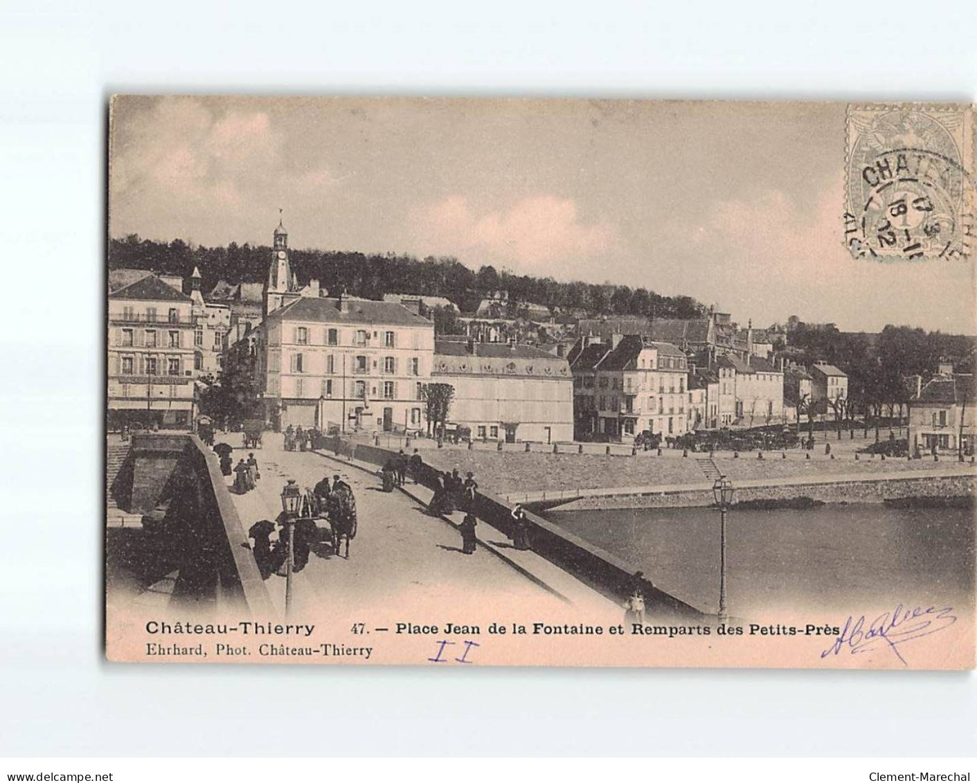 CHATEAU THIERRY : Place Jean De La Fontaine Et Remparts Des Petits-Près - Très Bon état - Chateau Thierry