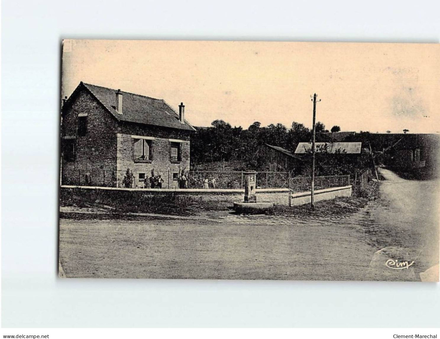 CRAONNELLE : Fontaine Des Poilus 1914-18 - Très Bon état - Autres & Non Classés