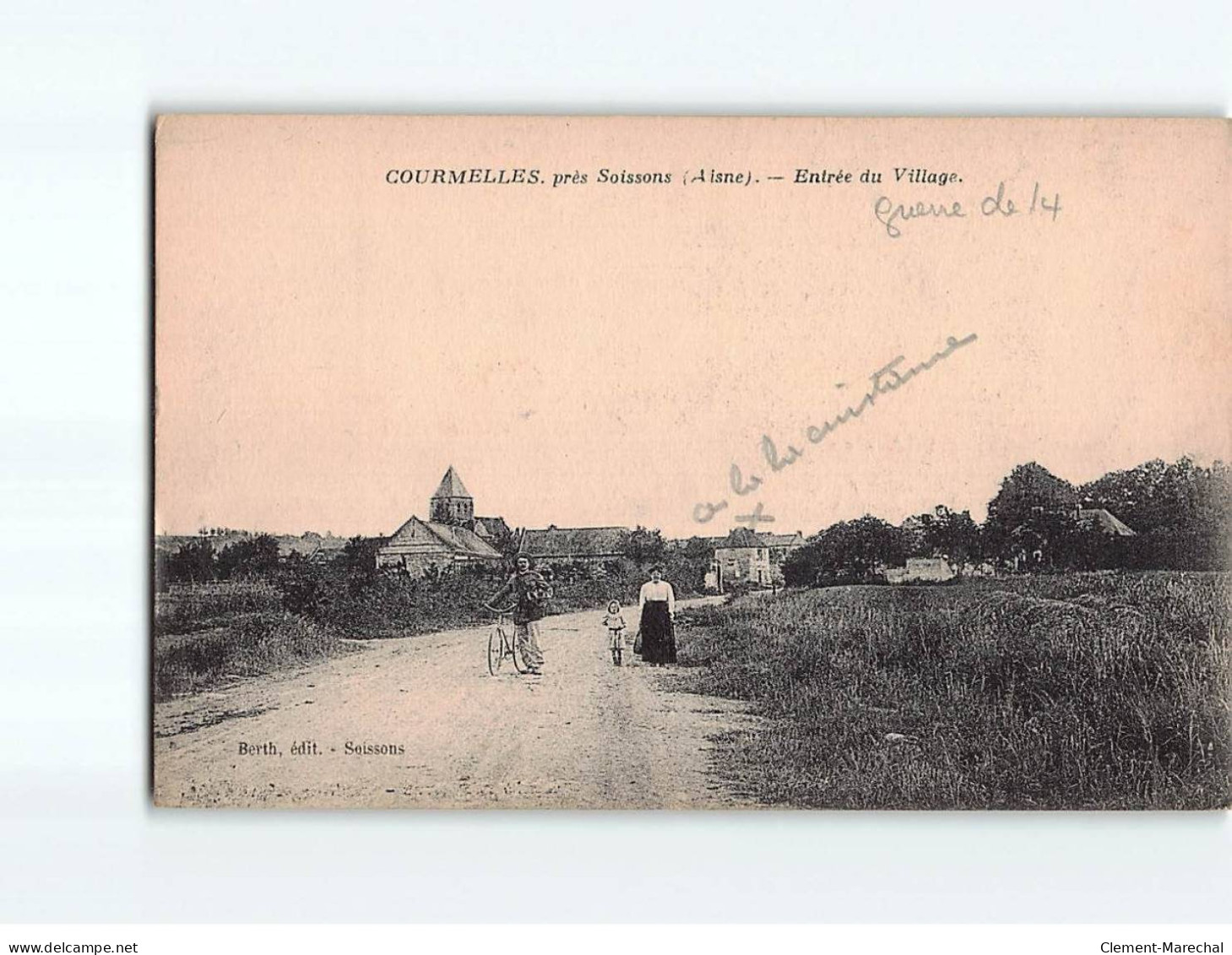 COURMELLES : Entrée Du Village - état - Other & Unclassified