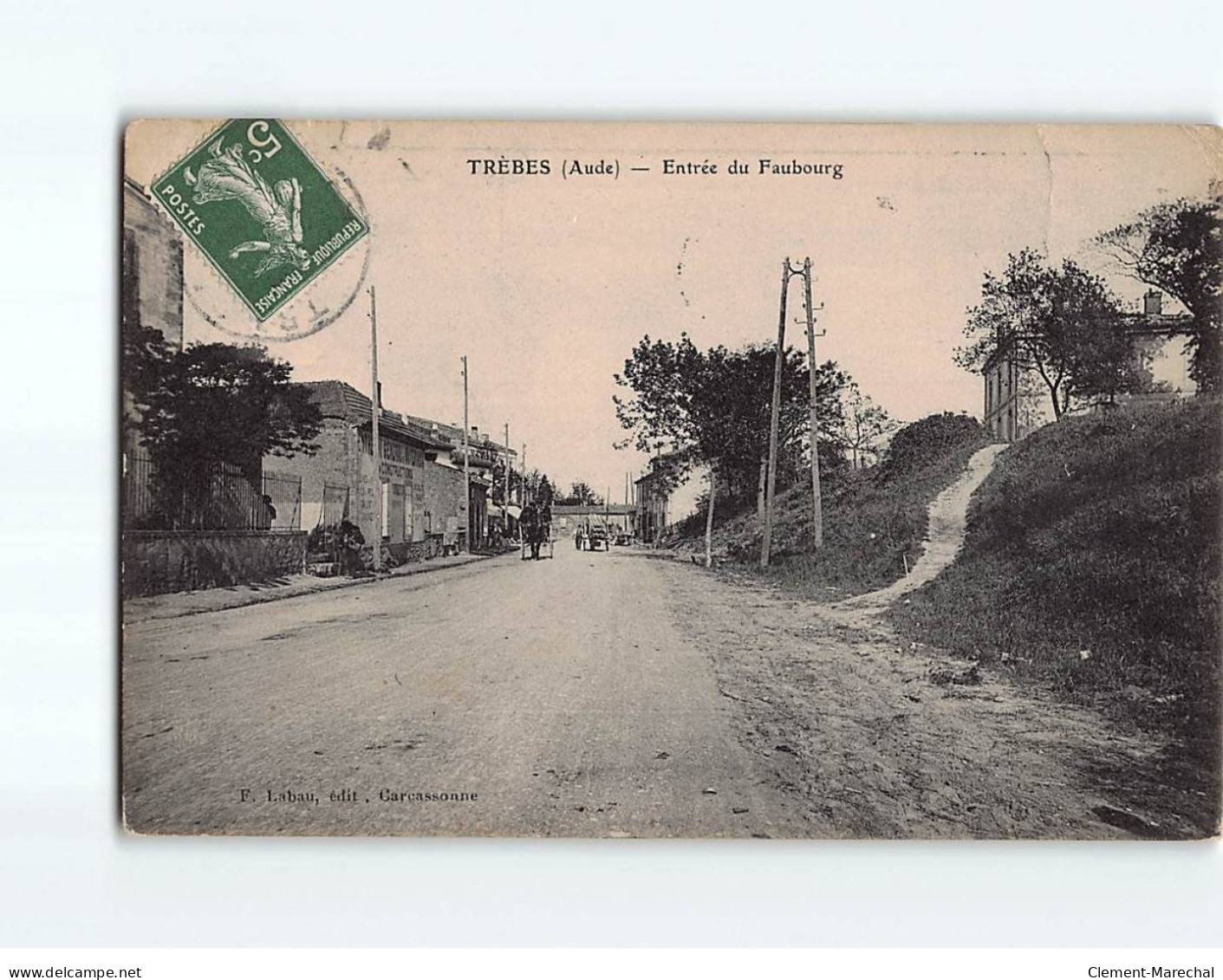 TREBES : Entrée Du Faubourg - état - Andere & Zonder Classificatie