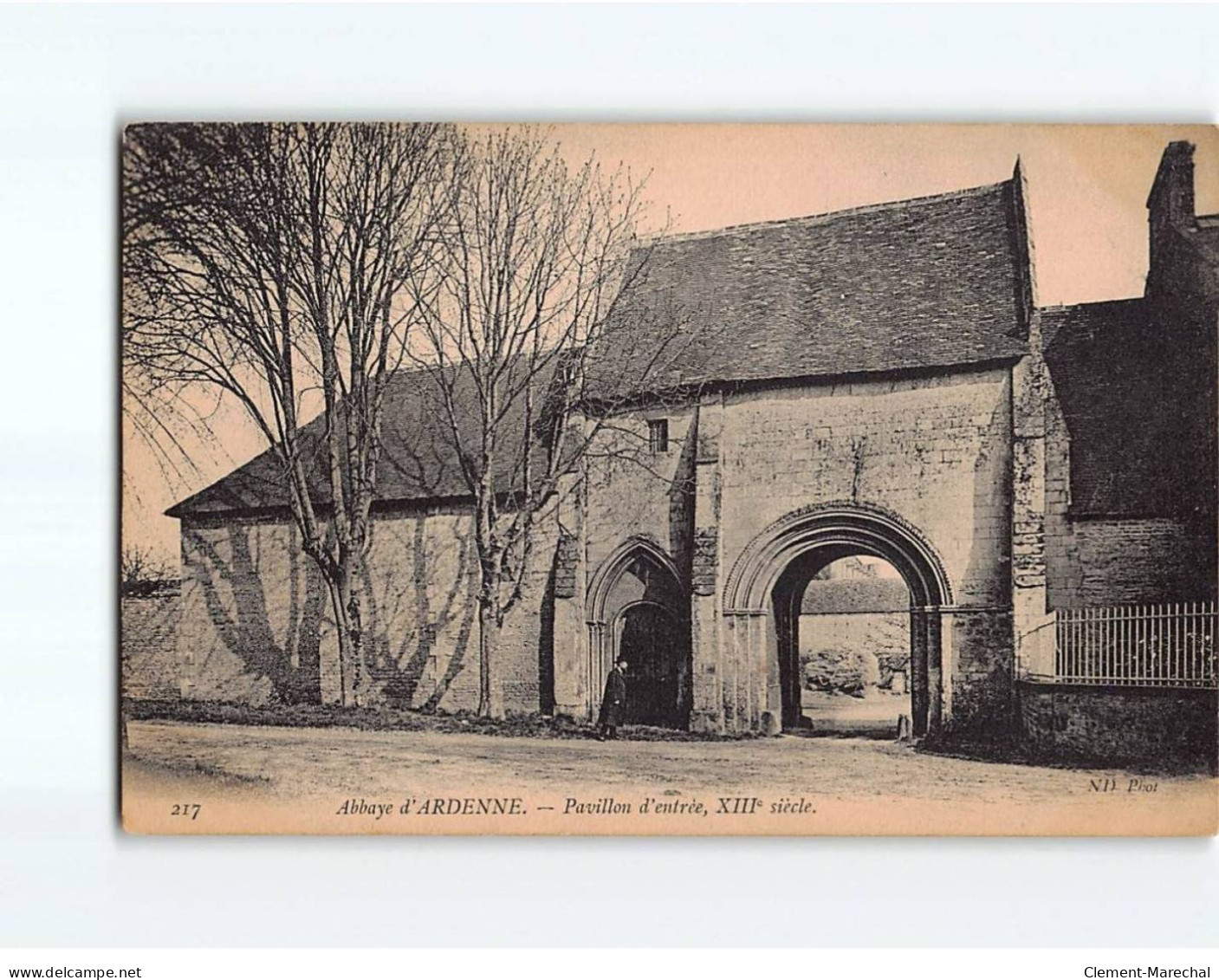 Abbaye D'ARDAINE : Pavillon D'entrée, XIIIe Siècle - Très Bon état - Autres & Non Classés