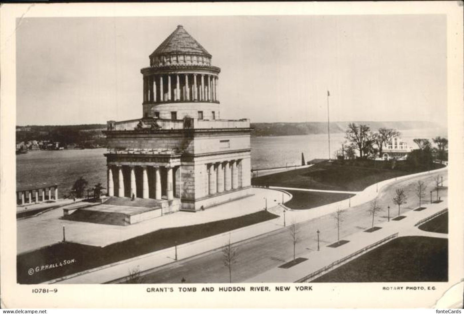 11322666 New_York_City Grants Tomb And Hudson River - Other & Unclassified