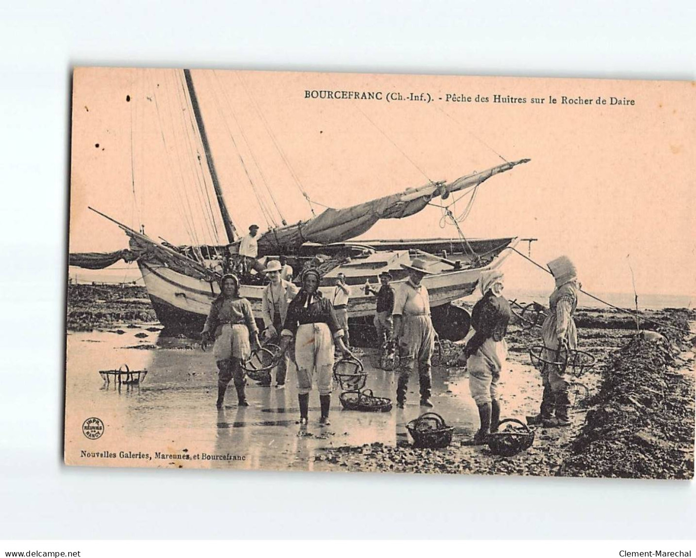 BOURCEFRANC : Pêche Des Huîtres Sur Le Rocher De Daire - Très Bon état - Otros & Sin Clasificación