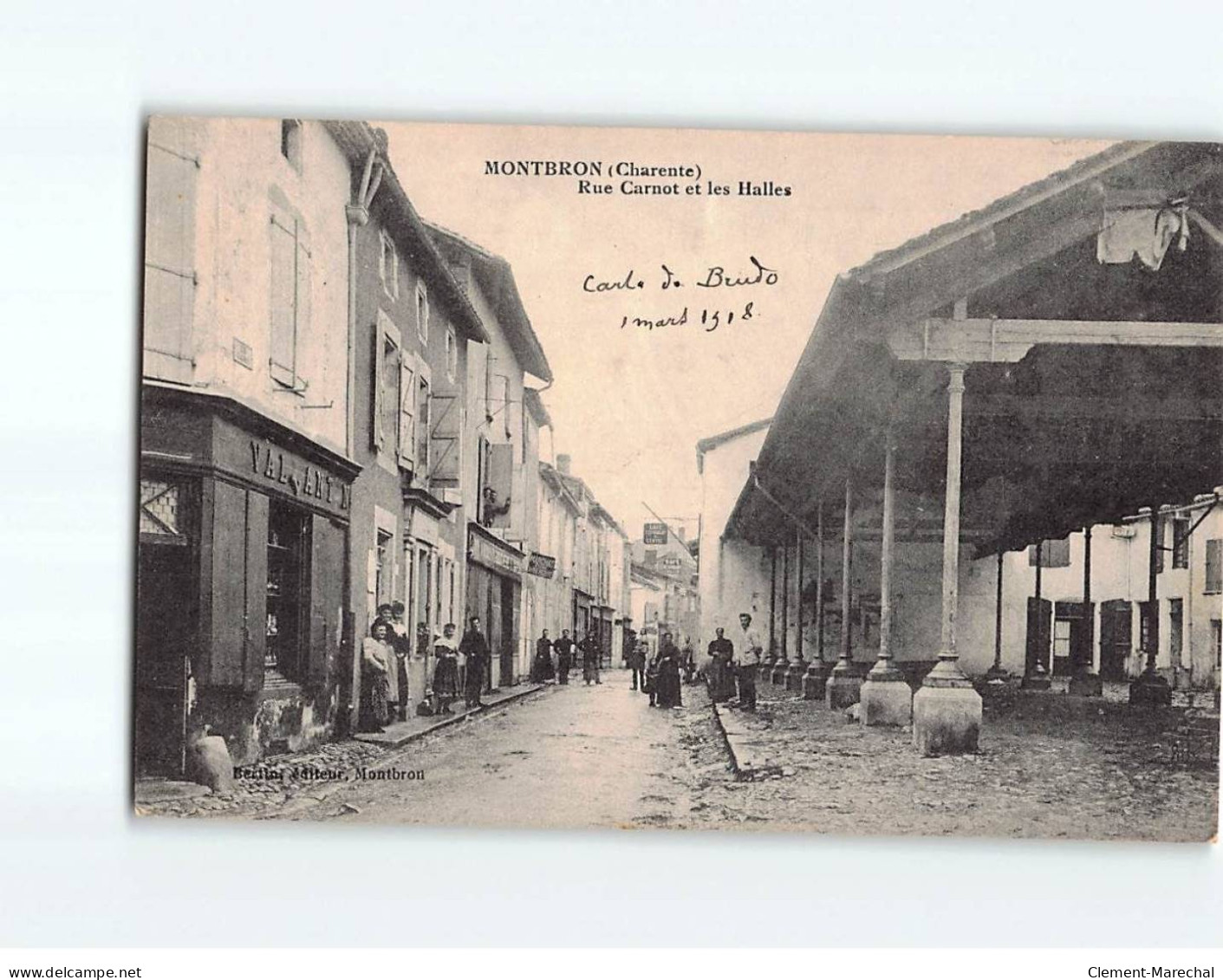 MONTBRON : Rue Carnot Et Les Halles - Très Bon état - Sonstige & Ohne Zuordnung