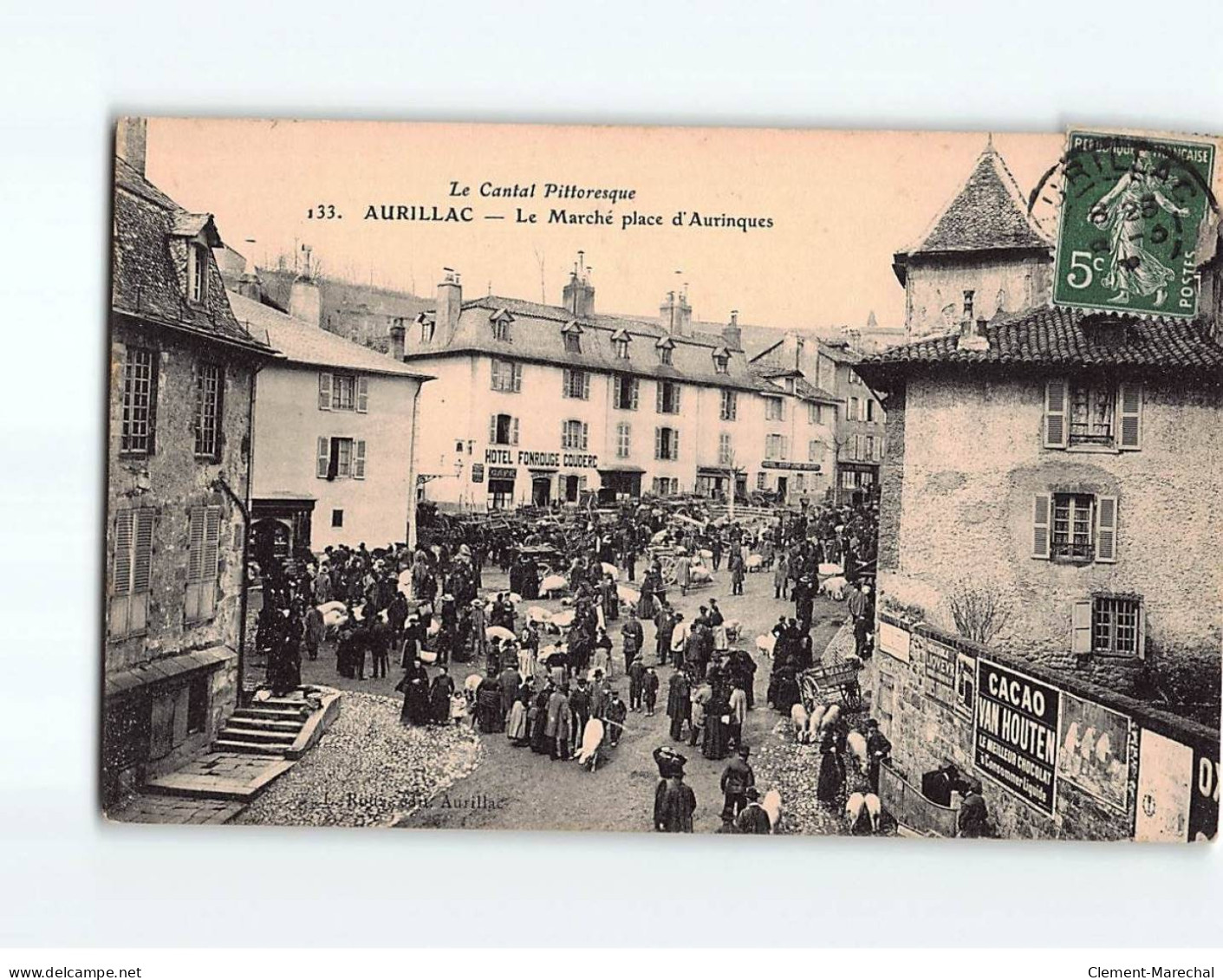 AURILLAC : Le Marché Place D'Aurinques - Très Bon état - Aurillac