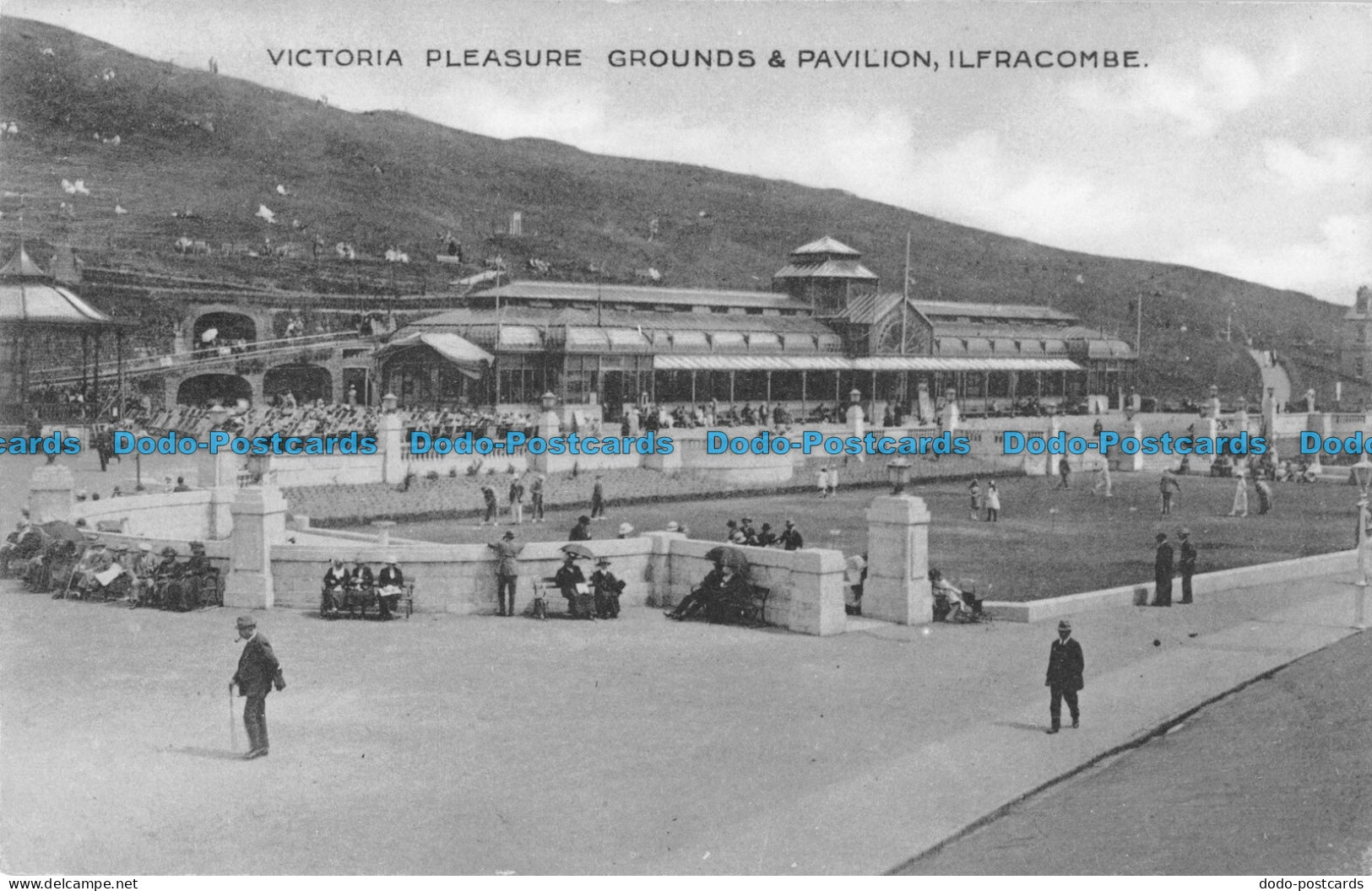 R088519 Victoria Pleasure Grounds And Pavilion. Ilfracombe. W. H. S. British Man - Wereld