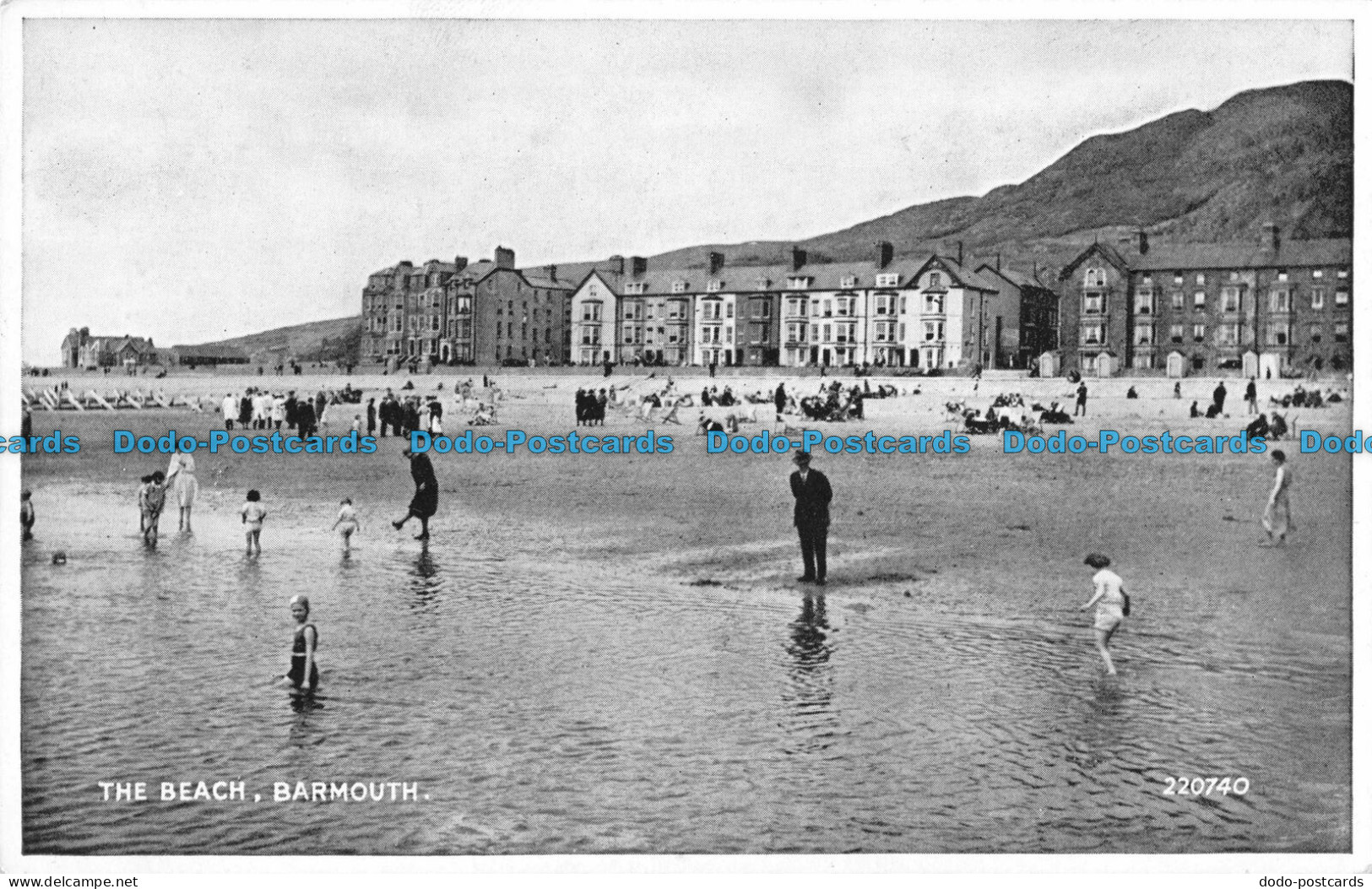 R088521 The Beach. Barmouth. Valentine. Silveresque. Ministry Of Supply - Wereld