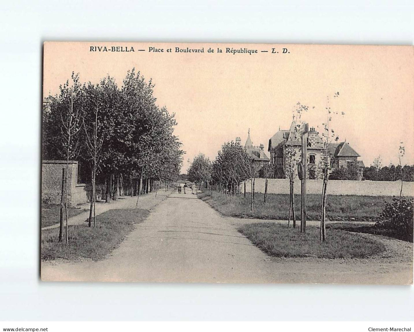 RIVA BELLA : Place Et Boulevard De La République - Très Bon état - Riva Bella