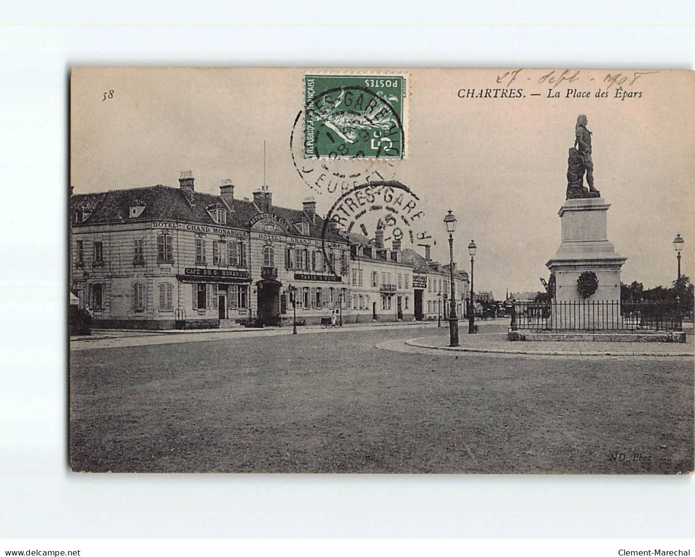 CHARTRES : La Place Des Epars - Très Bon état - Chartres