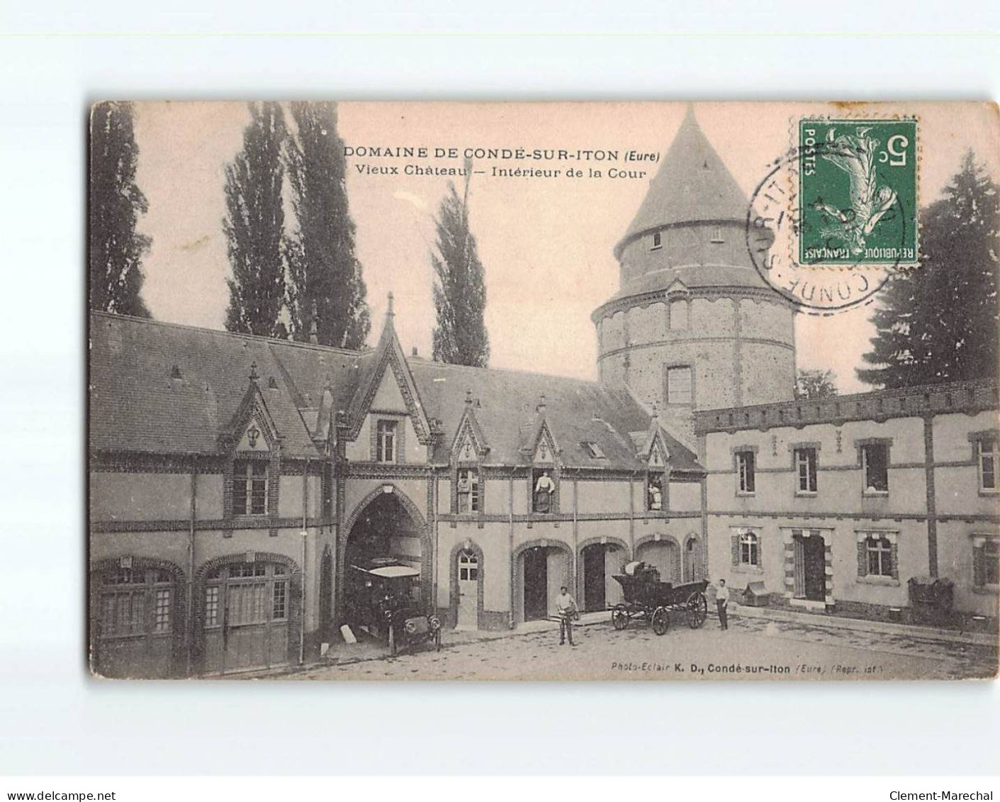 CONDE SUR ITON : Vieux Château, Intérieur De La Cour - Très Bon état - Sonstige & Ohne Zuordnung