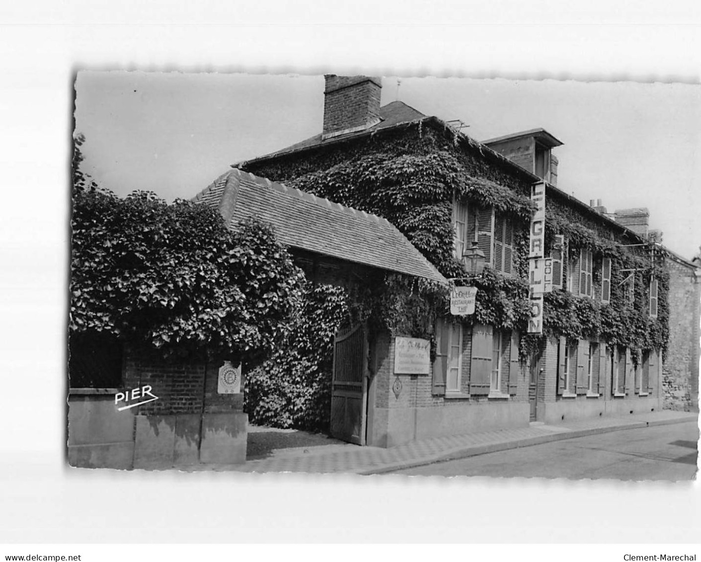 SAINT CYR DU VAUDREUIL : ""Auberge Du Grillon""- Très Bon état - Otros & Sin Clasificación