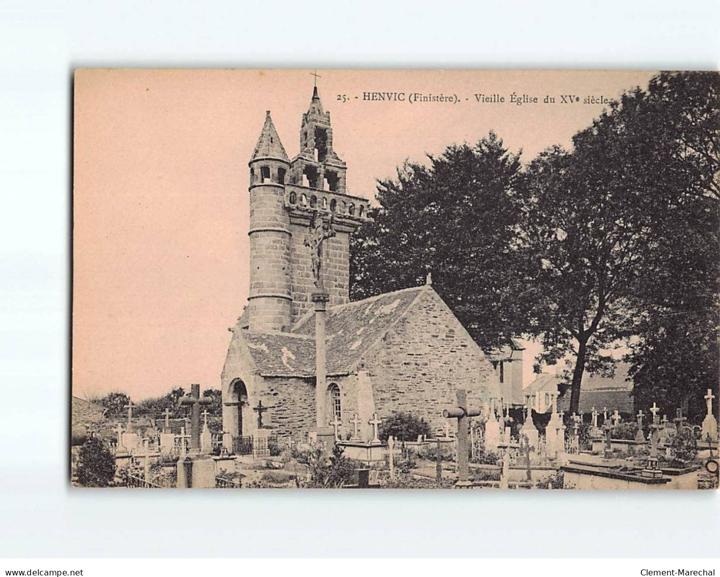 HENVIC : Vieille Eglise Du XVe Siècle - Très Bon état - Other & Unclassified