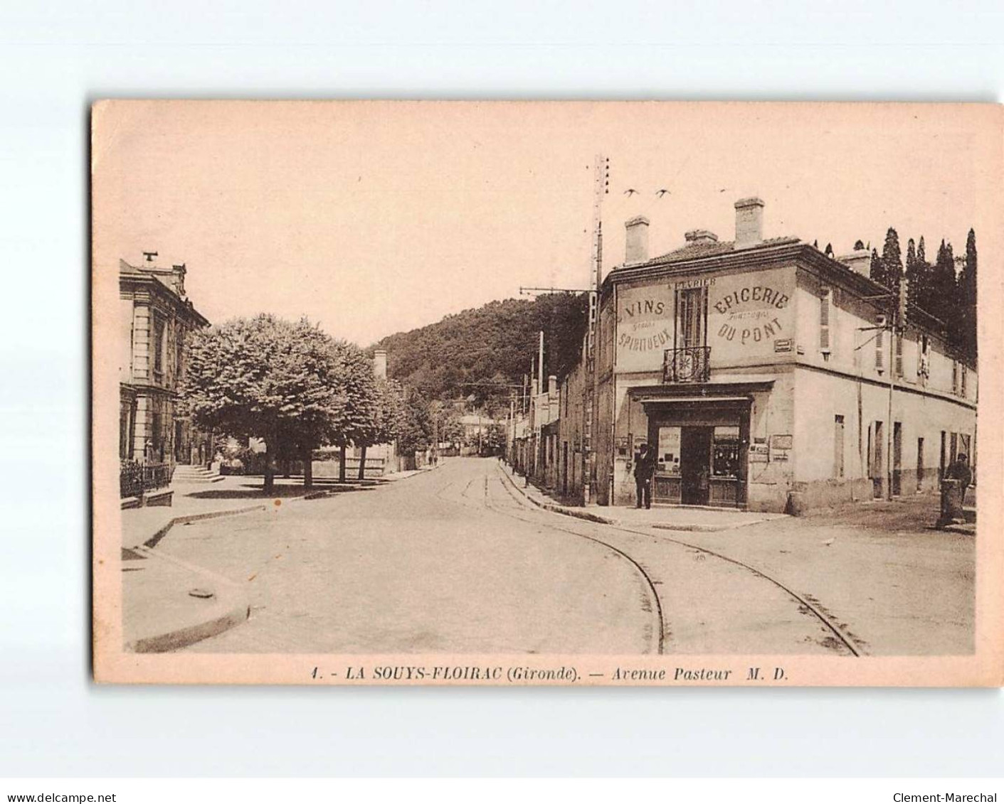 LA SOUYS FLOIRAC : Avenue Pasteur - état - Autres & Non Classés