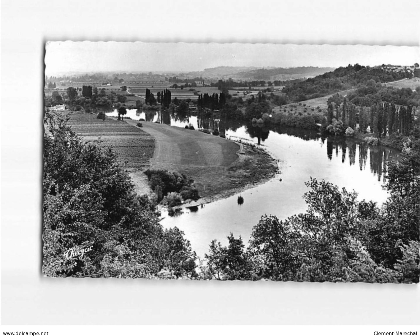 PESSAC : Les Rives De La Dordogne Vue Prise Du Château ""La Tour Beaupoil"" - Très Bon état - Pessac