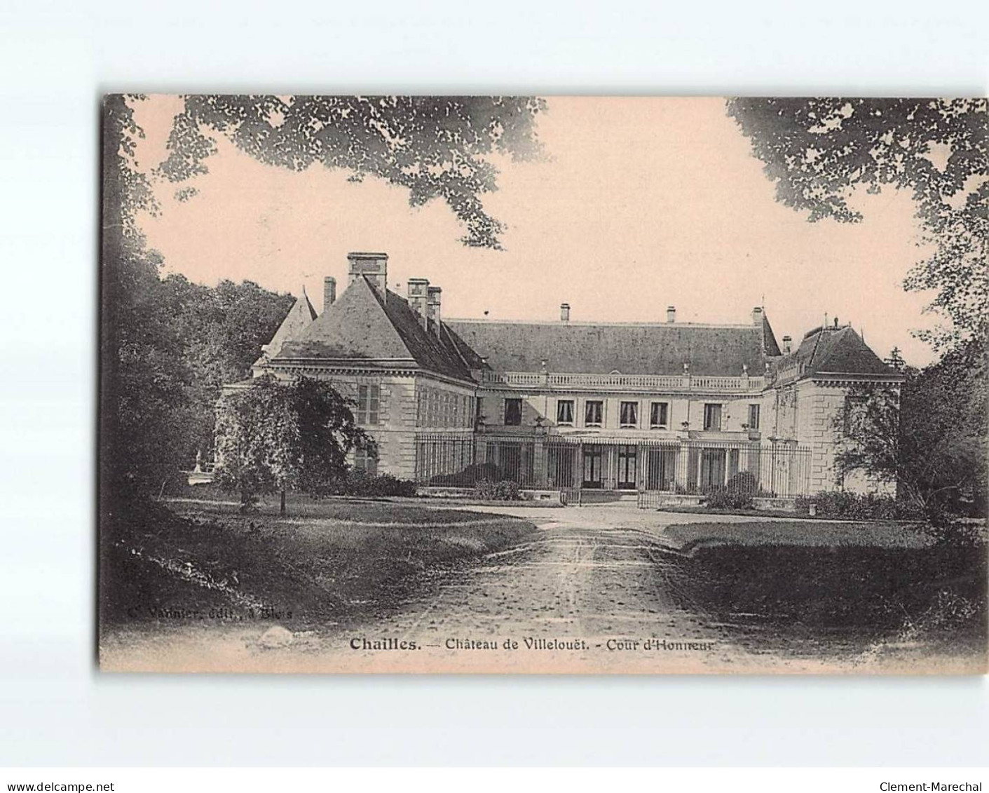 CHAILLES : Château De Villelouët, Cour D'honneur - Très Bon état - Sonstige & Ohne Zuordnung