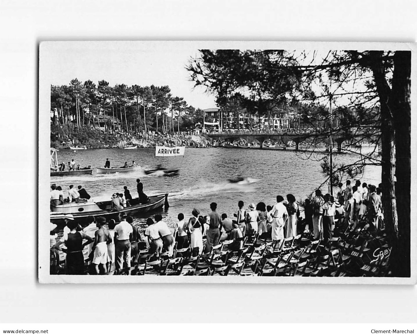 HOSSEGOR : Le Lac Un Jour De Fête - état - Hossegor