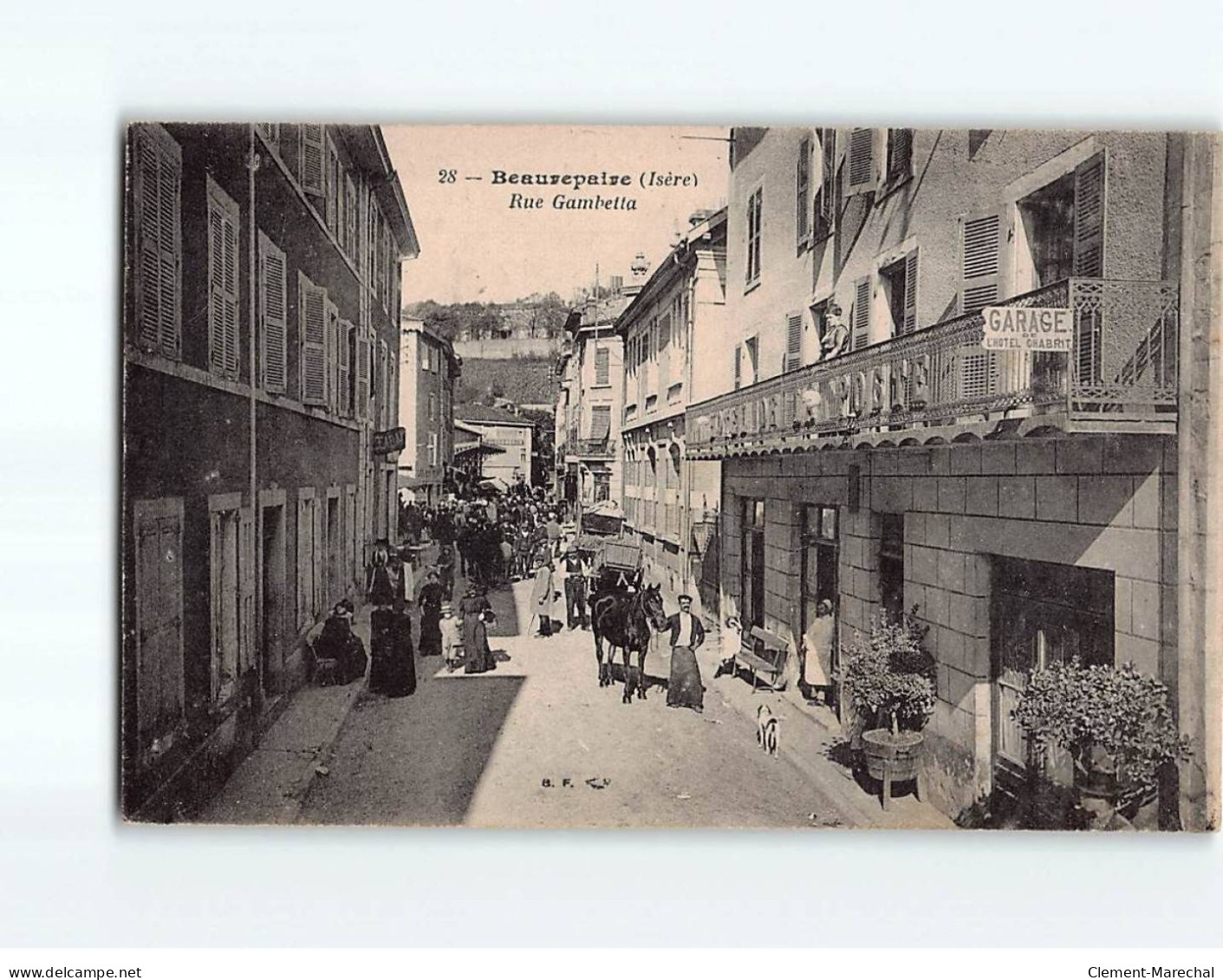 BEAUREPAIRE : Rue Gambetta - Très Bon état - Beaurepaire