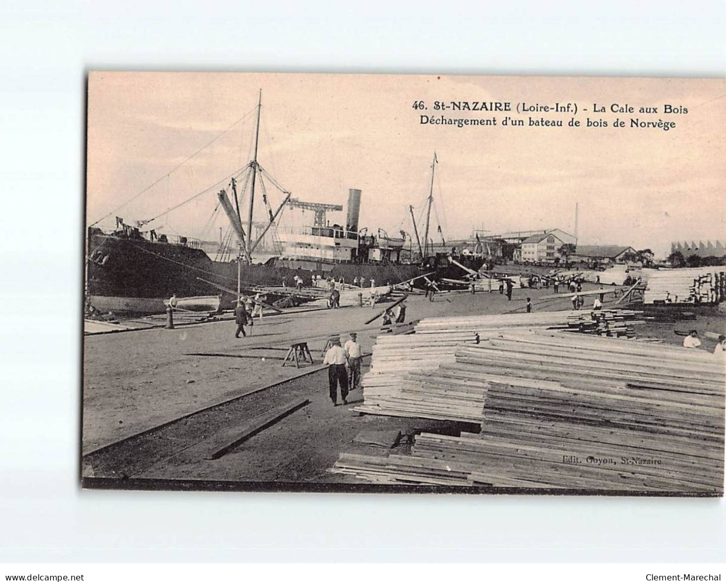 SAINT NAZAIRE : La Cale Aux Bois, Déchargement D'un Bateau De Bois De Norvège - Très Bon état - Saint Nazaire