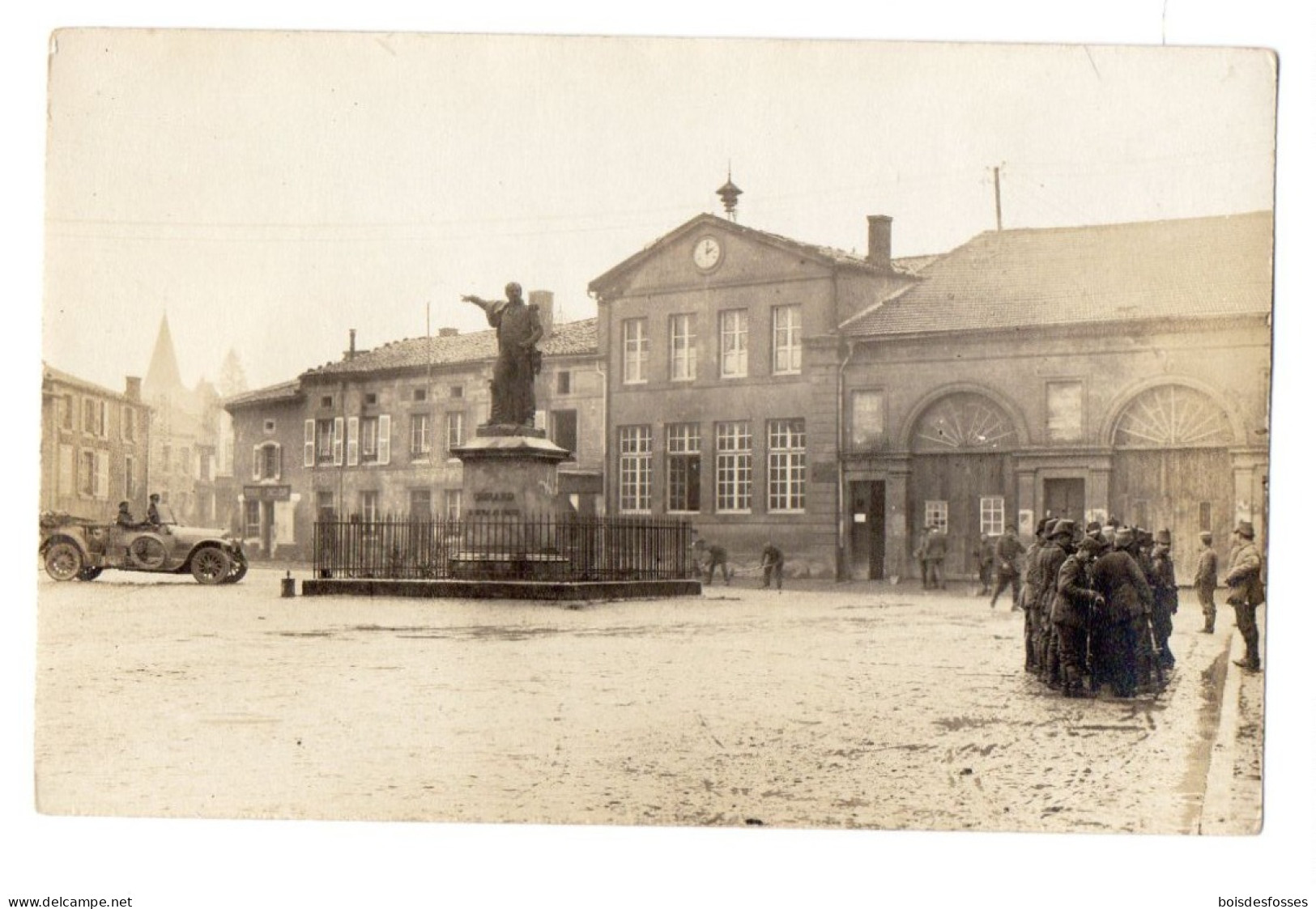 CARTE PHOTO ALLEMANDE DE DAMVILLERS. MEUSE-55. 14-18. 1WK. WW1. 1WELTKRIEG. SOLDATEN. - Other & Unclassified