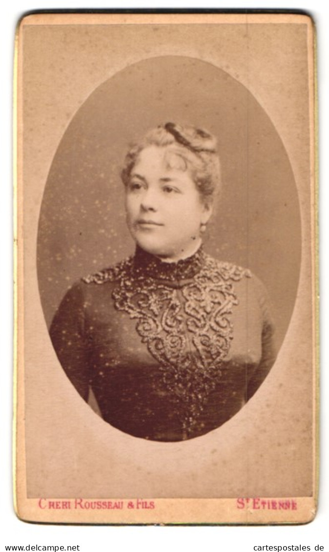 Photo Chéri Rousseau & Fils, St. Etienne, Dame Avec Verziertem Oberteil  - Personas Anónimos