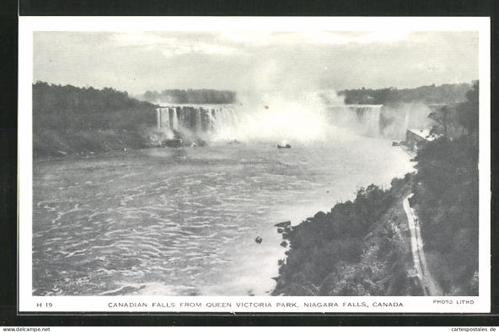 AK Canada, Niagara Falls, Candian Falls From Queen Victoria Park  - Andere & Zonder Classificatie