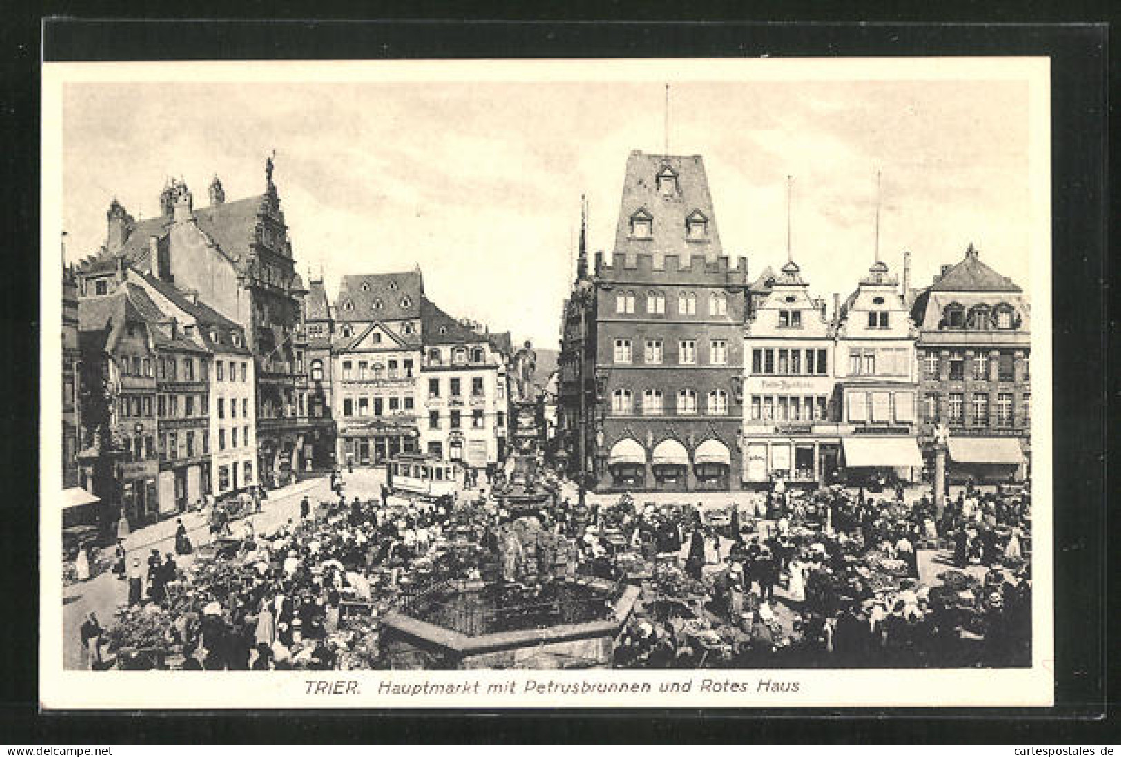 AK Trier, Hauptmarkt Mit Petrusbrunnen Und Rotes Haus  - Trier