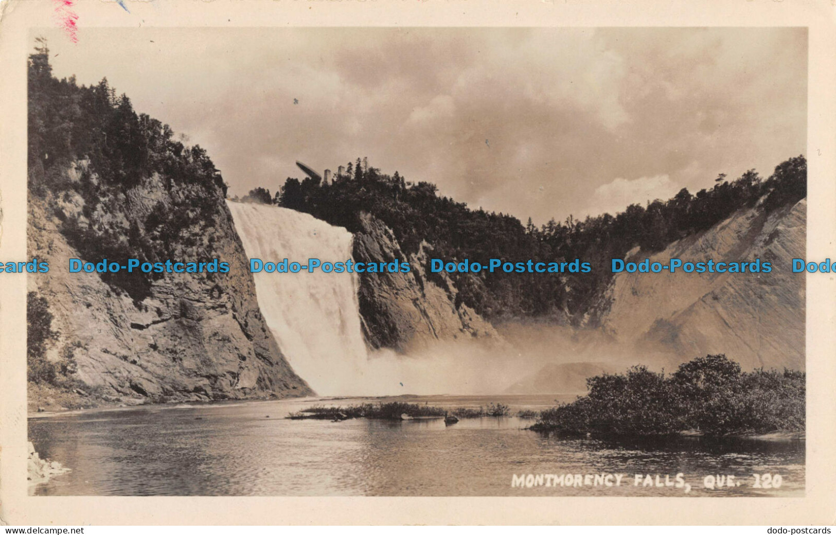 R089722 Montmorency Falls. W. B. Edwards. Bill Hopkins Collection. London Postca - Otros & Sin Clasificación