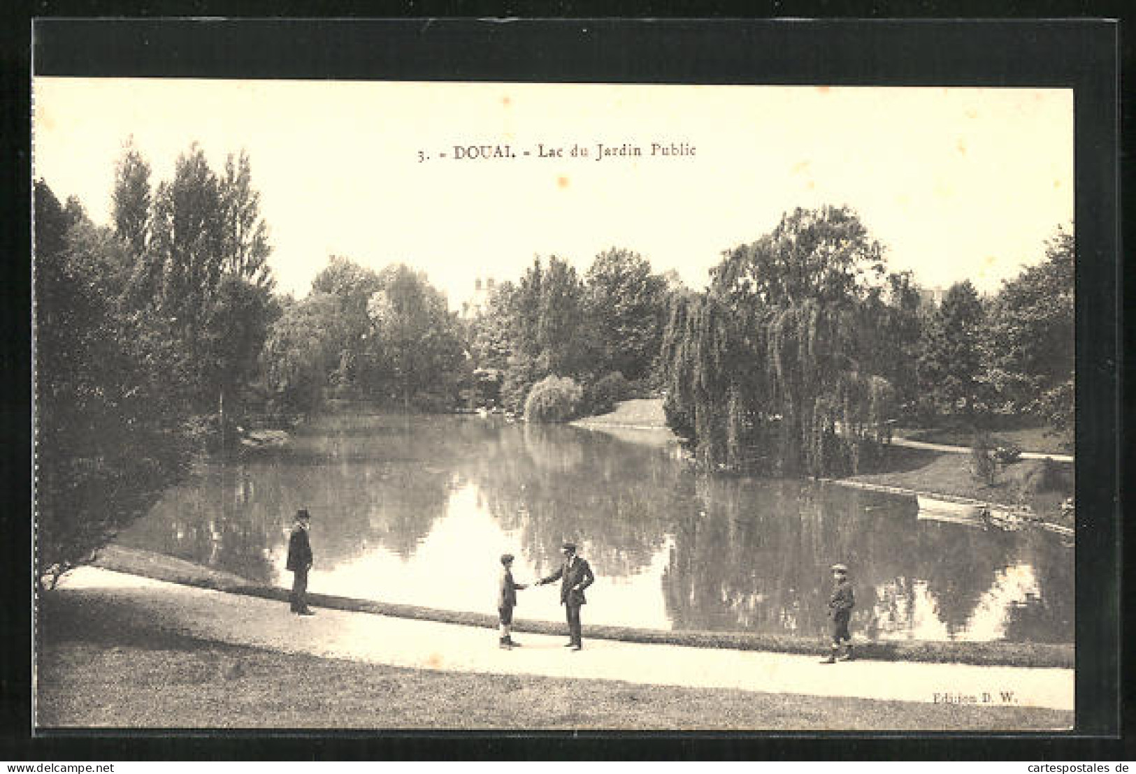 CPA Douai, Lac Du Jardin Public  - Douai