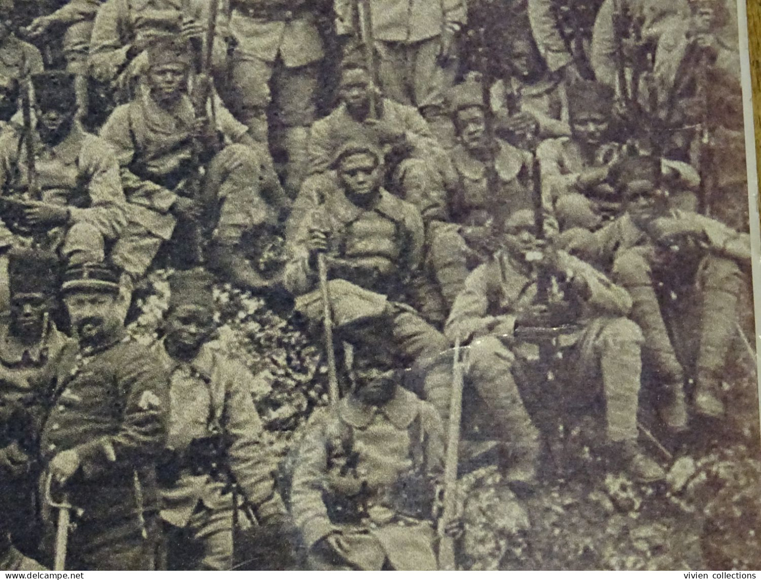 2eme régiment de tirailleurs sénégalais guerre 14/18 agrandissement ancien d'une carte photo probablement (28 x 21 cm)