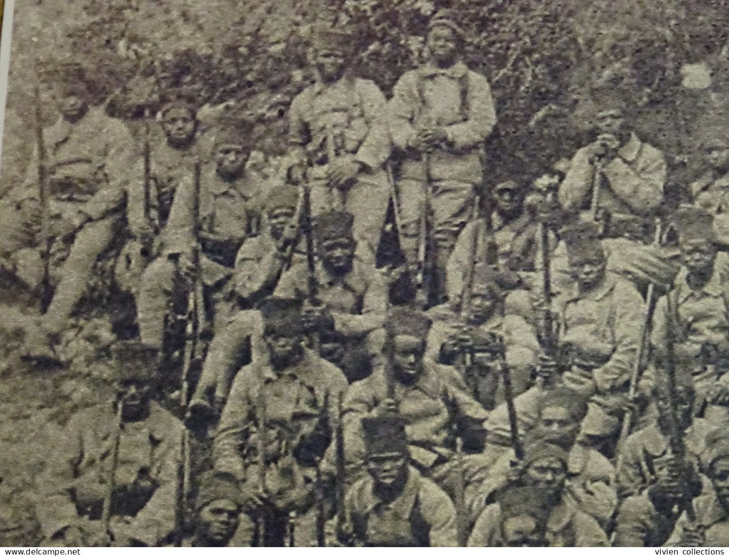 2eme régiment de tirailleurs sénégalais guerre 14/18 agrandissement ancien d'une carte photo probablement (28 x 21 cm)