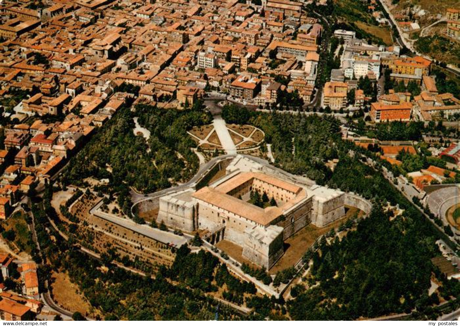 73945047 L_Aquila_Abruzzo_IT Veduta Aerea Del Castello Medioevale E Panorama - Sonstige & Ohne Zuordnung