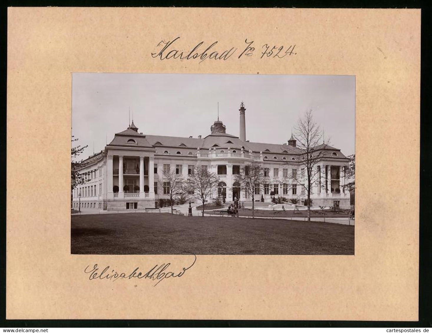 Fotografie Brück & Sohn Meissen, Ansicht Karlsbad, Eingang Des Elisabeth Bad  - Places