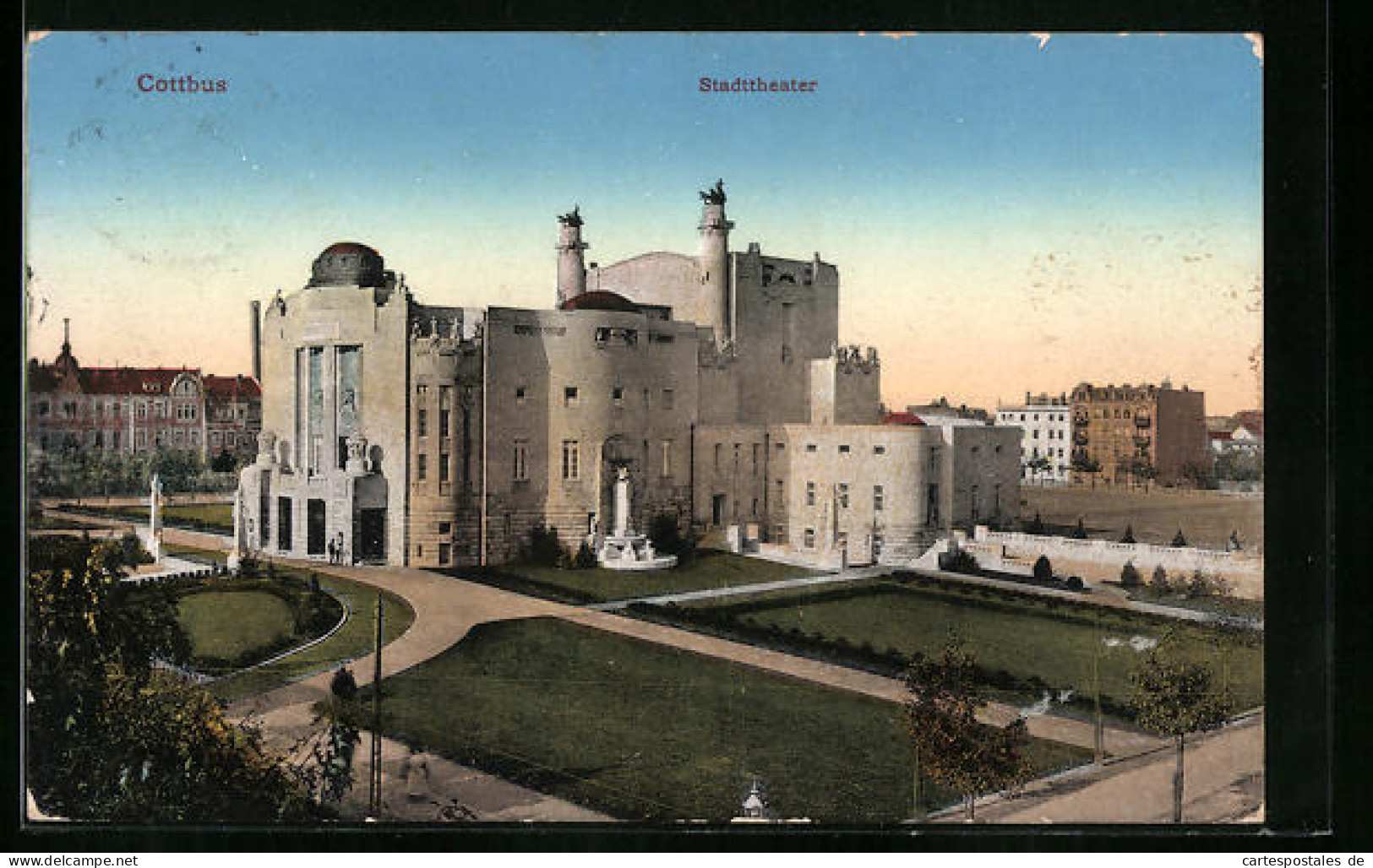 AK Cottbus, Stadttheater Mit Anlagen Aus Der Vogelschau  - Théâtre