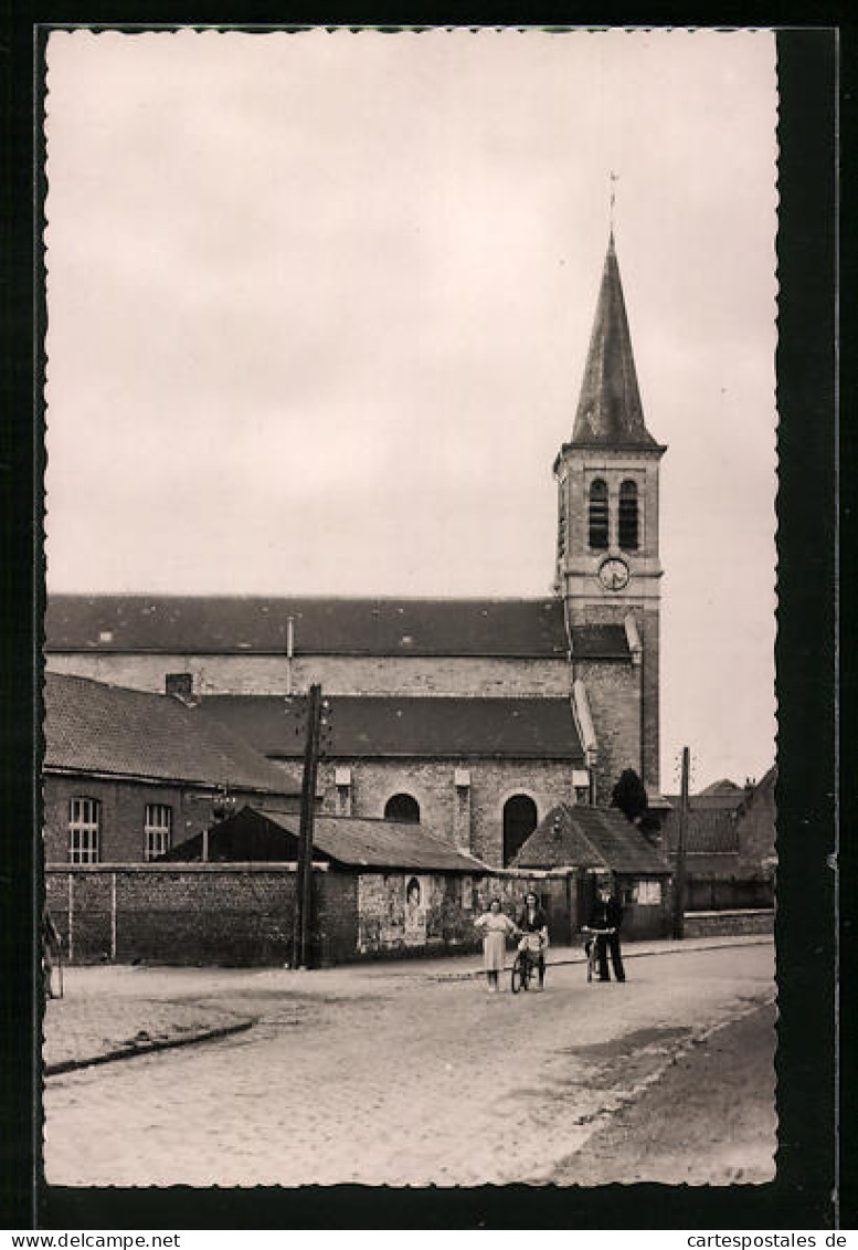 CPA Maulde, L`Ecole Communale, La Mairie Et L`Eglise Saint-Pierre  - Otros & Sin Clasificación