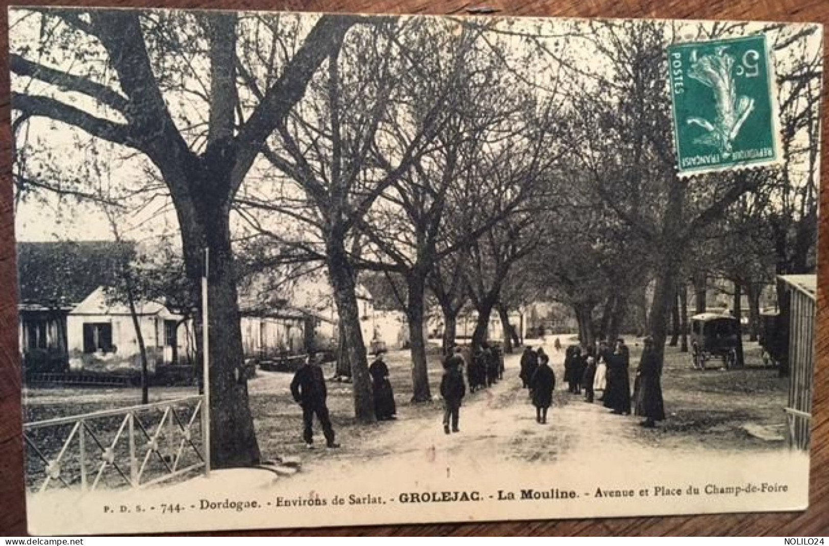 Cpa 24 Dordogne, Groléjac La Mouline Avenue Et Place Du Champ De Foire, Animée, éd P.D.S, écrite En 1911 - Other & Unclassified