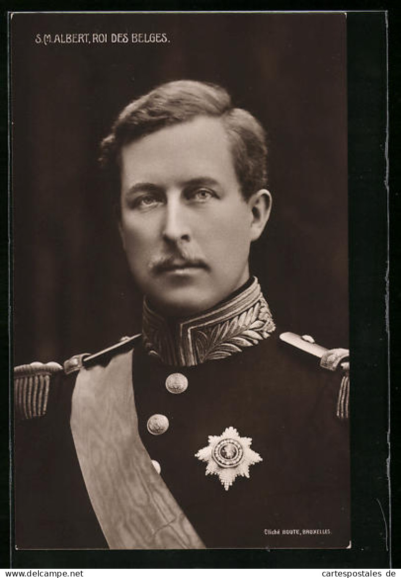 AK SM König Albert Von Belgien Im Portrait  - Familles Royales