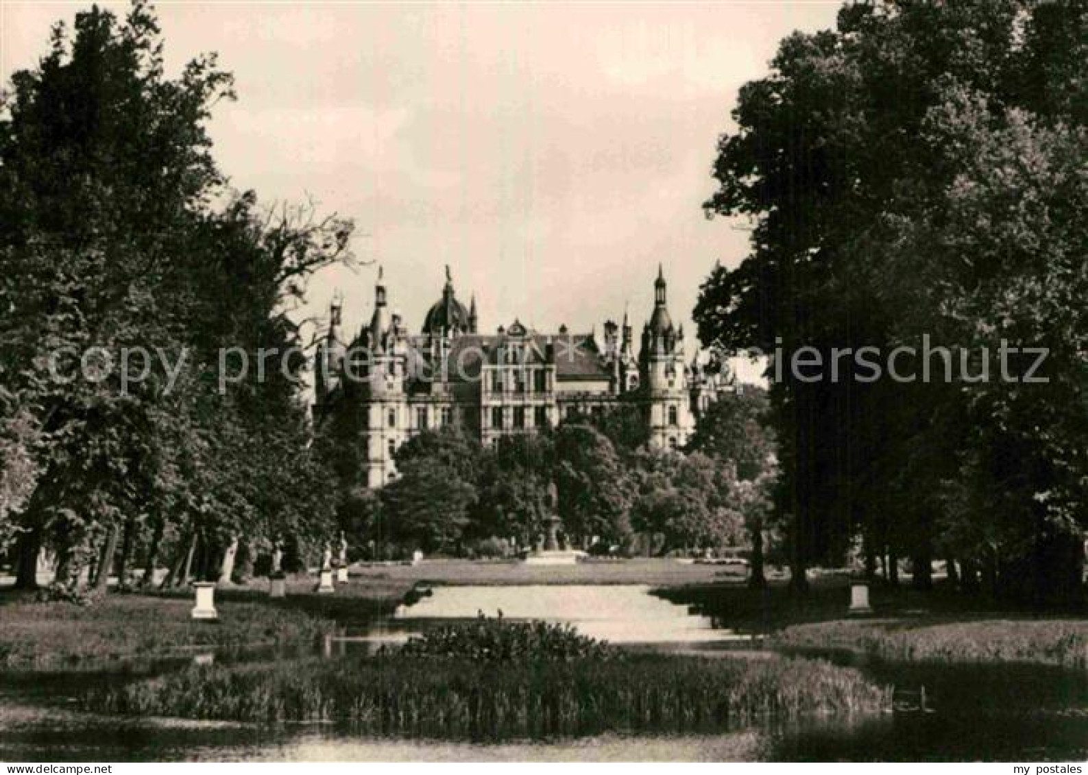 72916442 Schwerin Mecklenburg Kreuzkanal Mit Schloss Schwerin - Schwerin